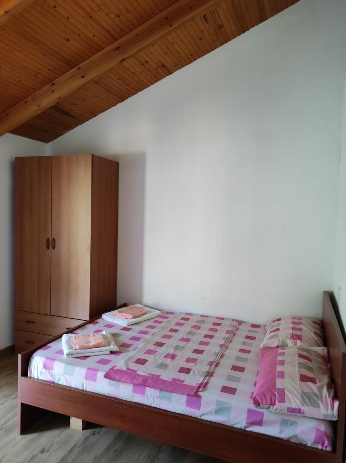 Hotel Toni Llogora Dukat Kültér fotó